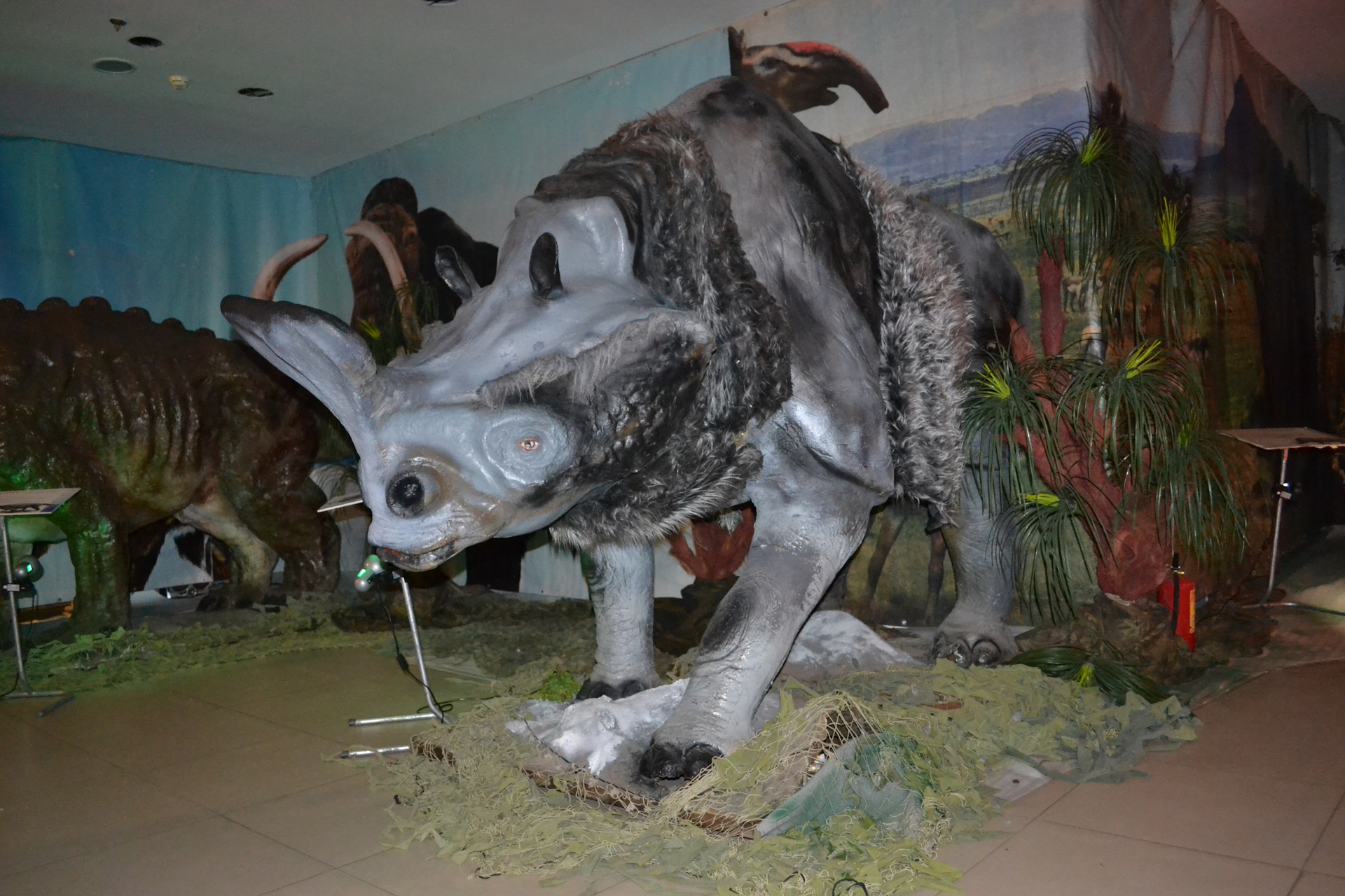 интерактивная выставка. выставка пауков казань 2023. выставка великанов в омске. музей шадринск гиганты ледникового периода. музей ледниковый период смилодон.