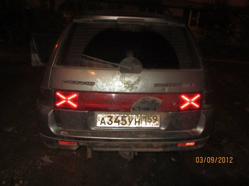 Надоело менять лампочки в задних фонарях, то горят, то нет)) — Lada ...