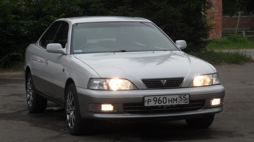 toyota vista sv40