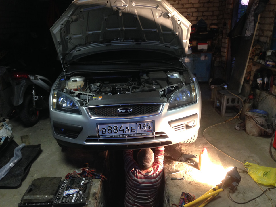 Сальники Кпп — Ford Focus Hatchback II, 1,6 л, 2006 года | поломка | DRIVE2