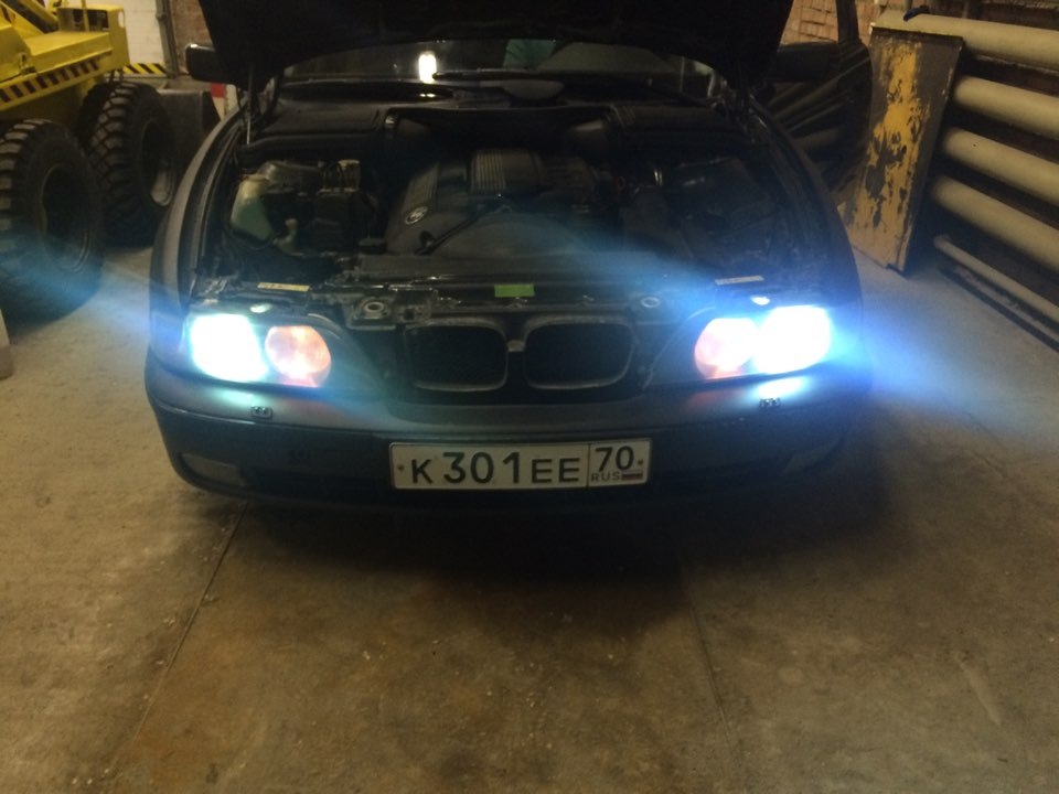 Замена лампочек и предохранителей. — BMW 5 series Touring (E39), 2,5 л ...