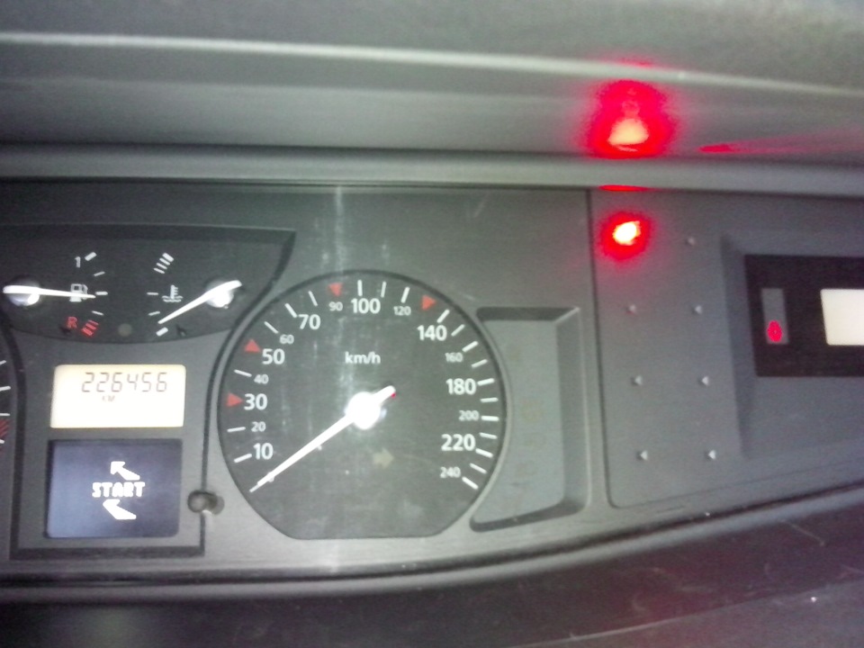 Установка лампочки на давление масла 2.2 dci — Renault Vel Satis, 2,2 л ...