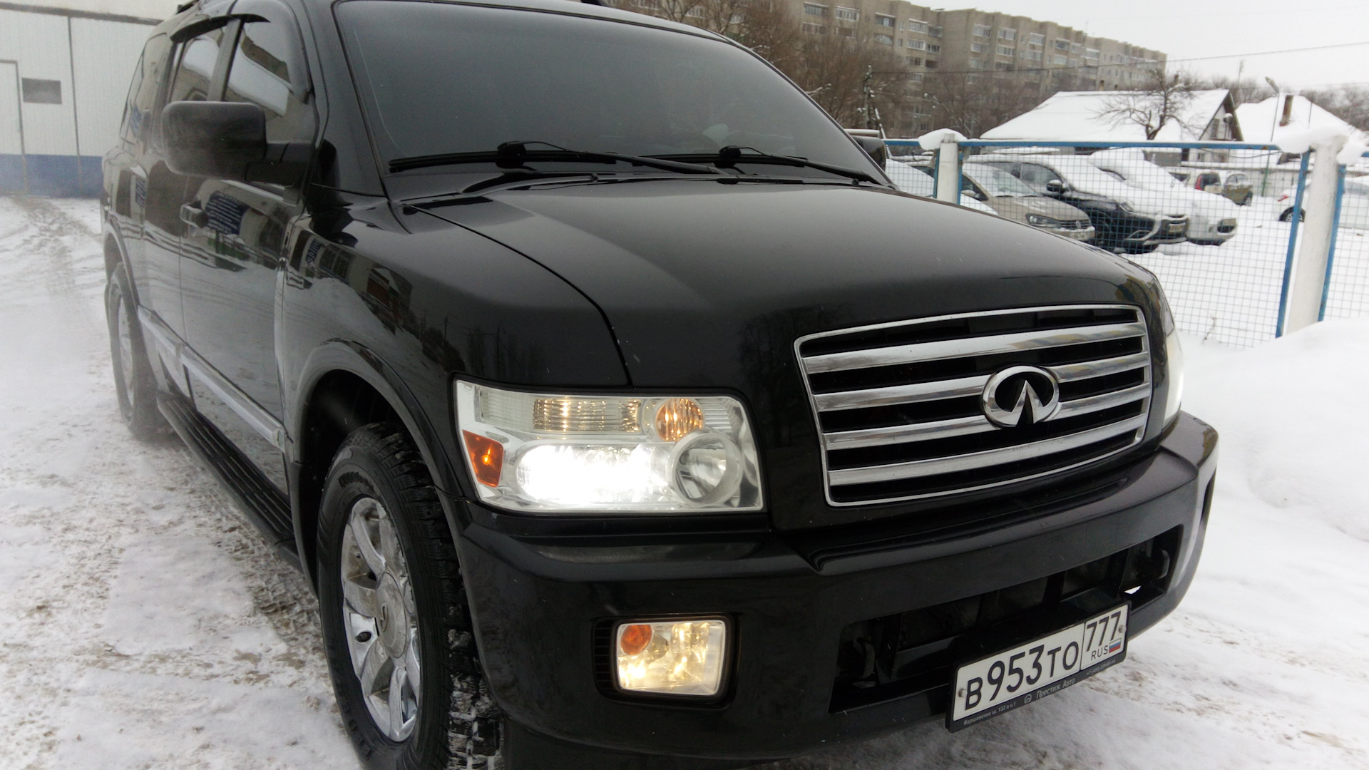 Infiniti QX (2G) 5.6 бензиновый 2005 | Чёрная-баржа на DRIVE2