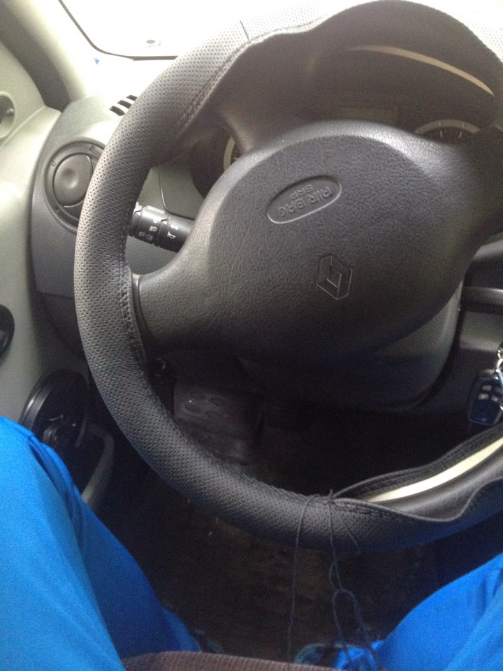 Оплетка на руль — Renault Logan (1G), 1,6 л, 2008 года | аксессуары ...