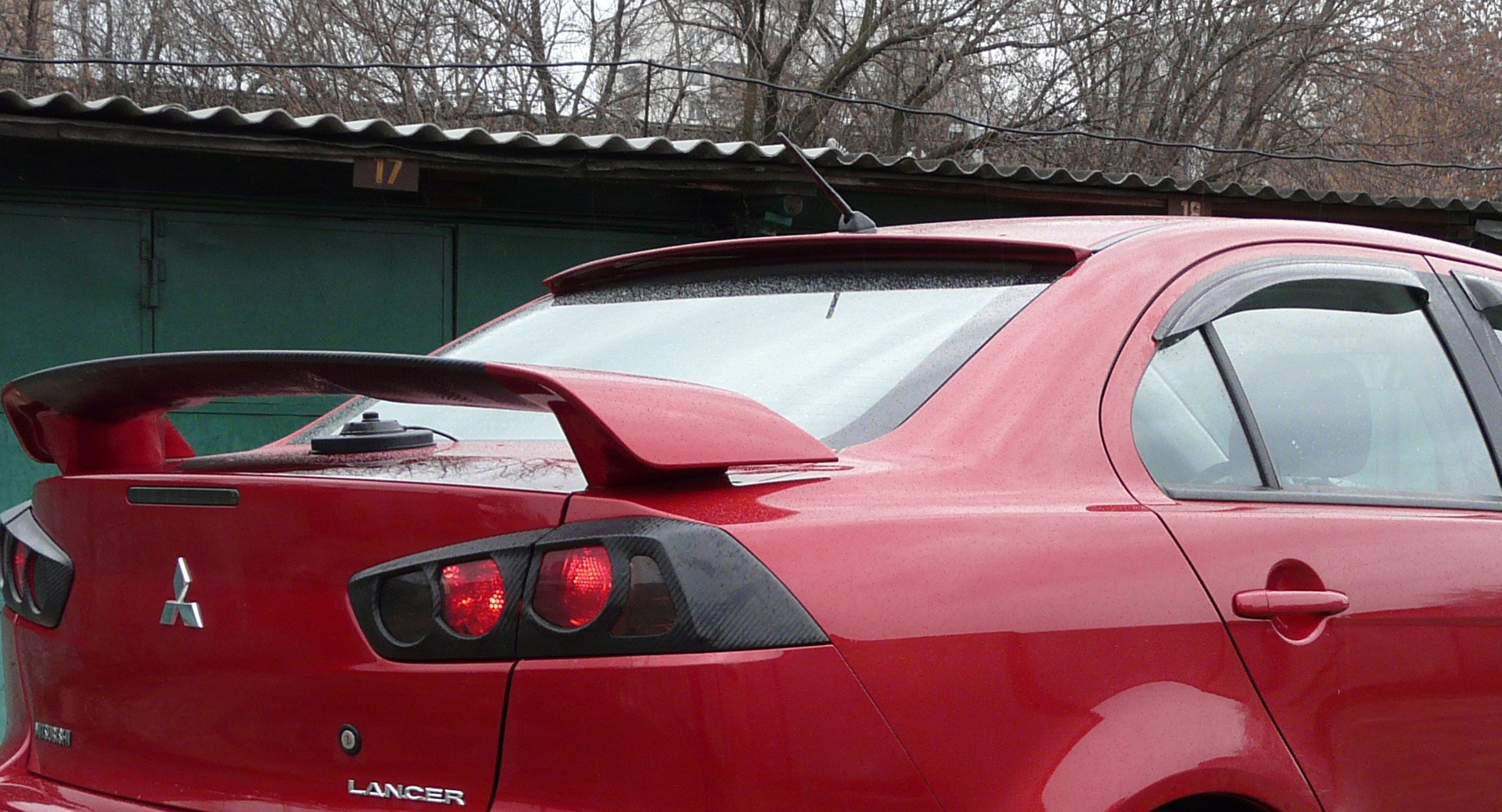 Накладка на заднее стекло — Mitsubishi Lancer X, 2 л, 2008 года ...