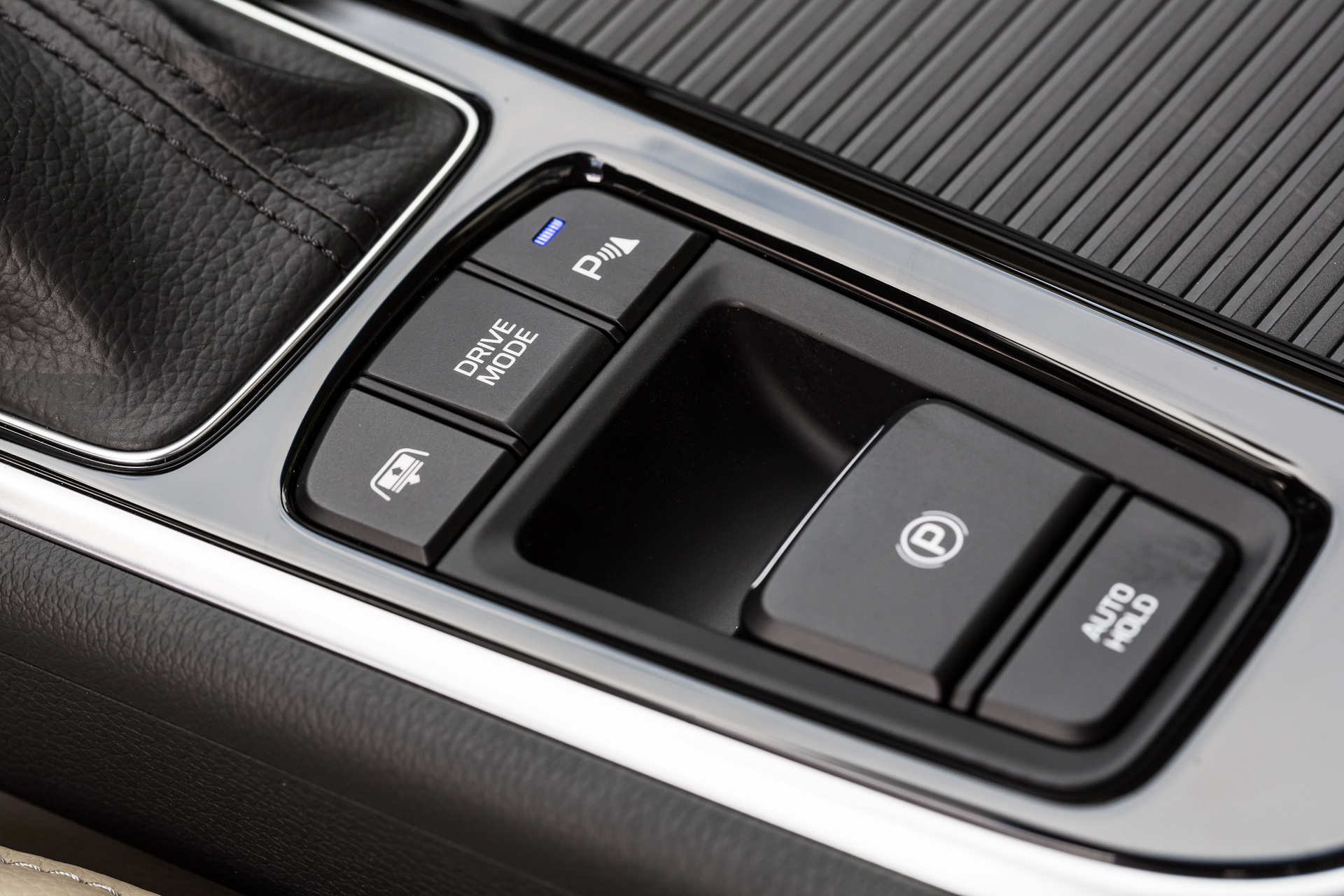 кнопки 2018. кнопки usb mitsubishi outlander 3. кнопка круиз солярис 2017. кнопки 2018. кнопки 2018.