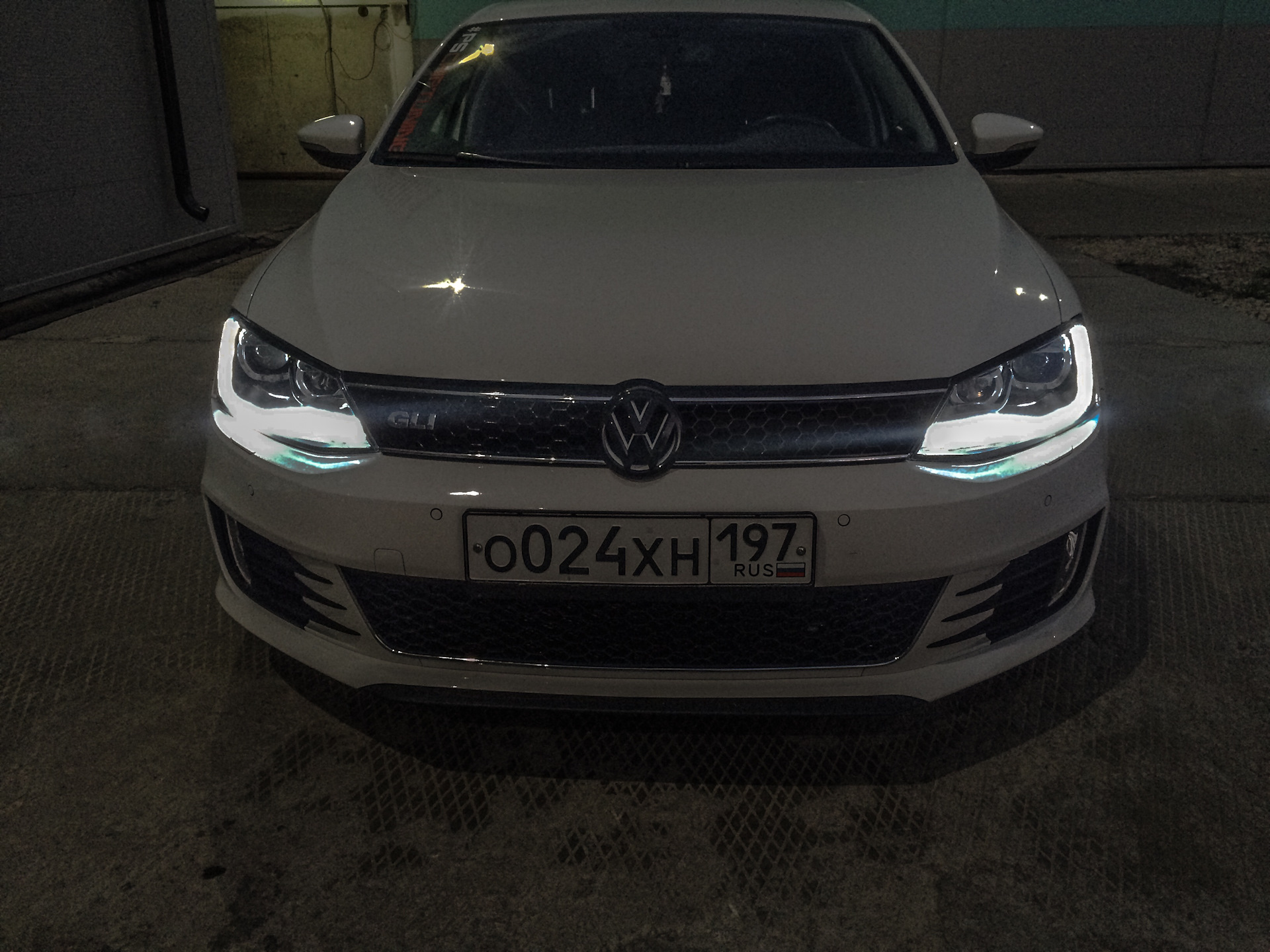 Бампер vw jetta 6 передний. Передний бампер джетта 6 рестайлинг. Бампер джетта 2013 года. Бампер фольксваген джетта 6 рестайлинг. Бампер vw jetta 6 передний.