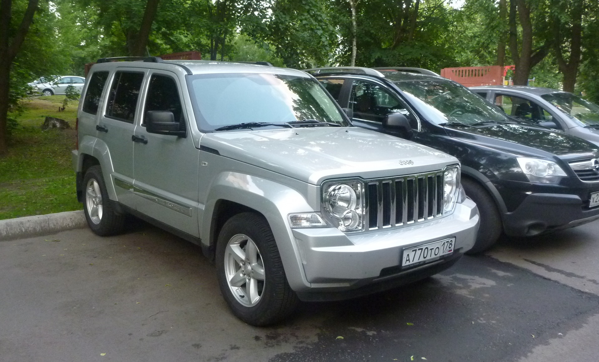 Фото в бортжурнале Jeep Cherokee (KK)