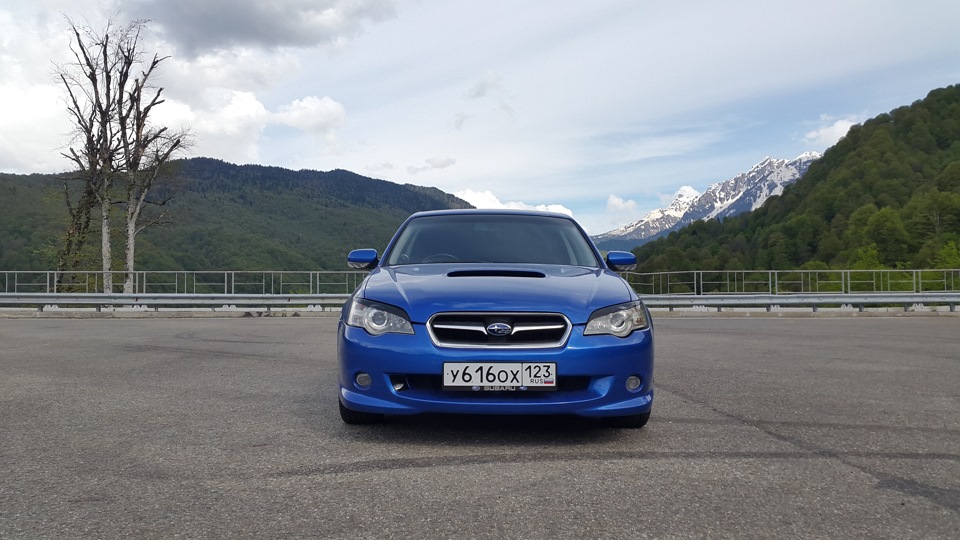 Subaru legacy spec b отличие