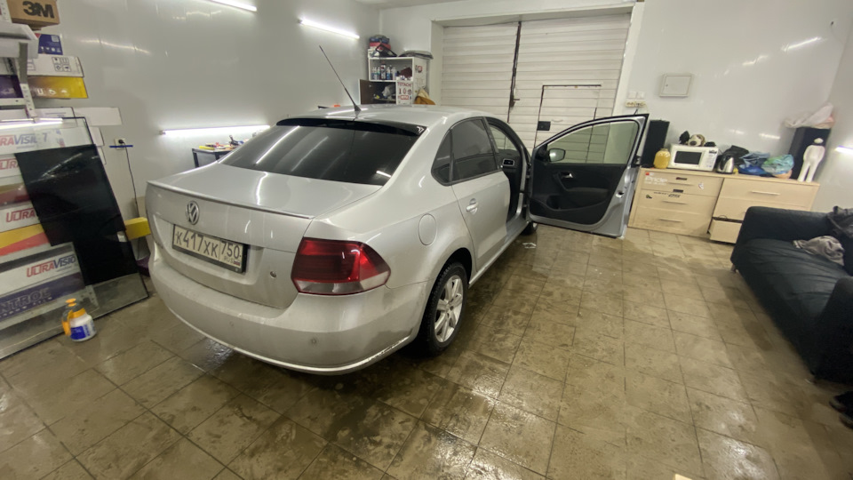 Тонировка, регулировка фар #5 — Volkswagen Polo Sedan, 1,6 л, 2012 года ...