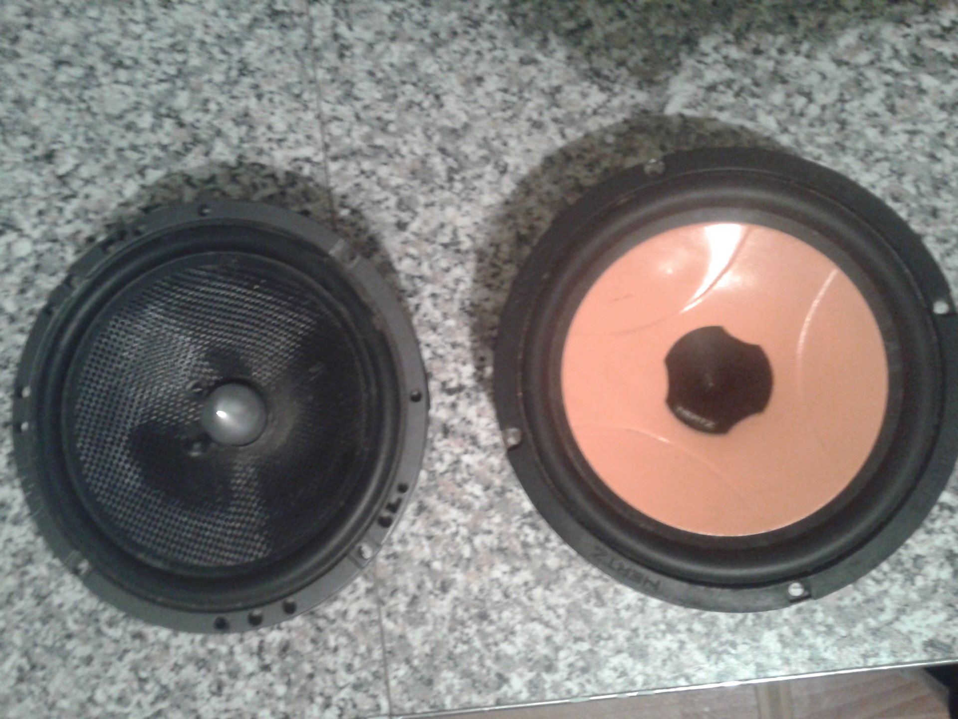 Колонки hertz 165. Мидбас Hertz c 165. Колонки автомобильные Focal access 165 а1. Hertz ESK 165. Hertz 165 f.