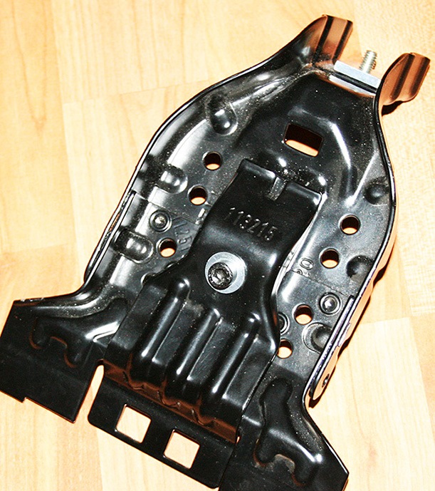 3601e2s 960 для чего замки на багажнике