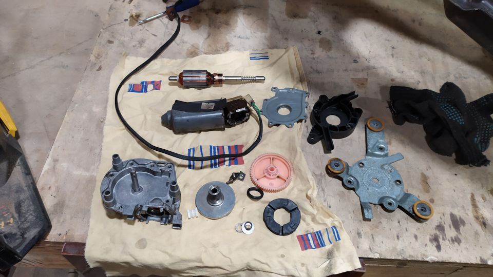 Фото в бортжурнале Audi 100 (C4)