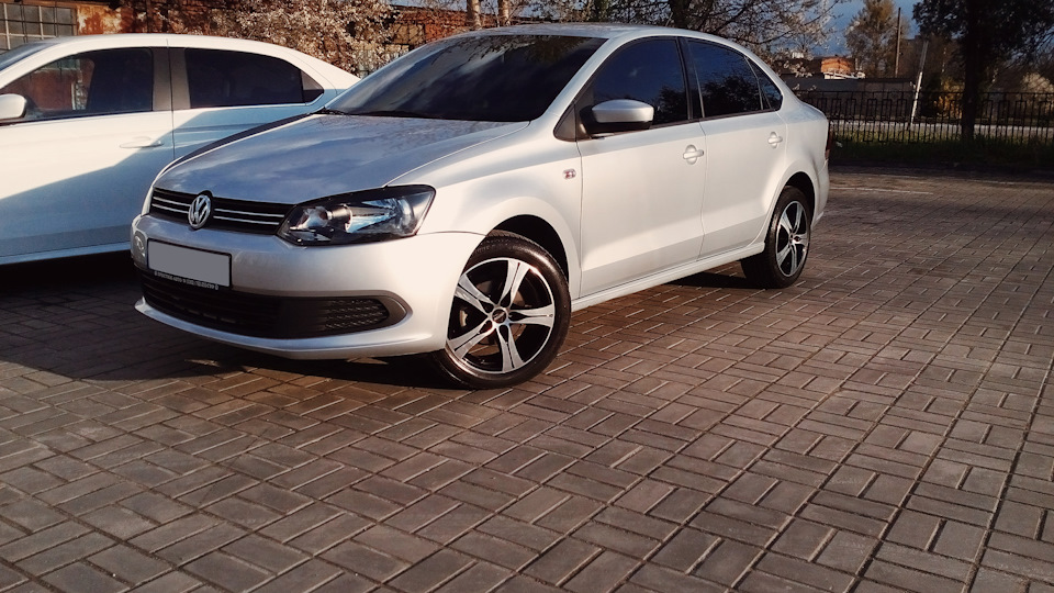 Поло седан 10. VW Polo sedan 10-20. VW Polo sedan Mod. Поло седан Рестайлинг. Пустая Фольксваген поло седан.