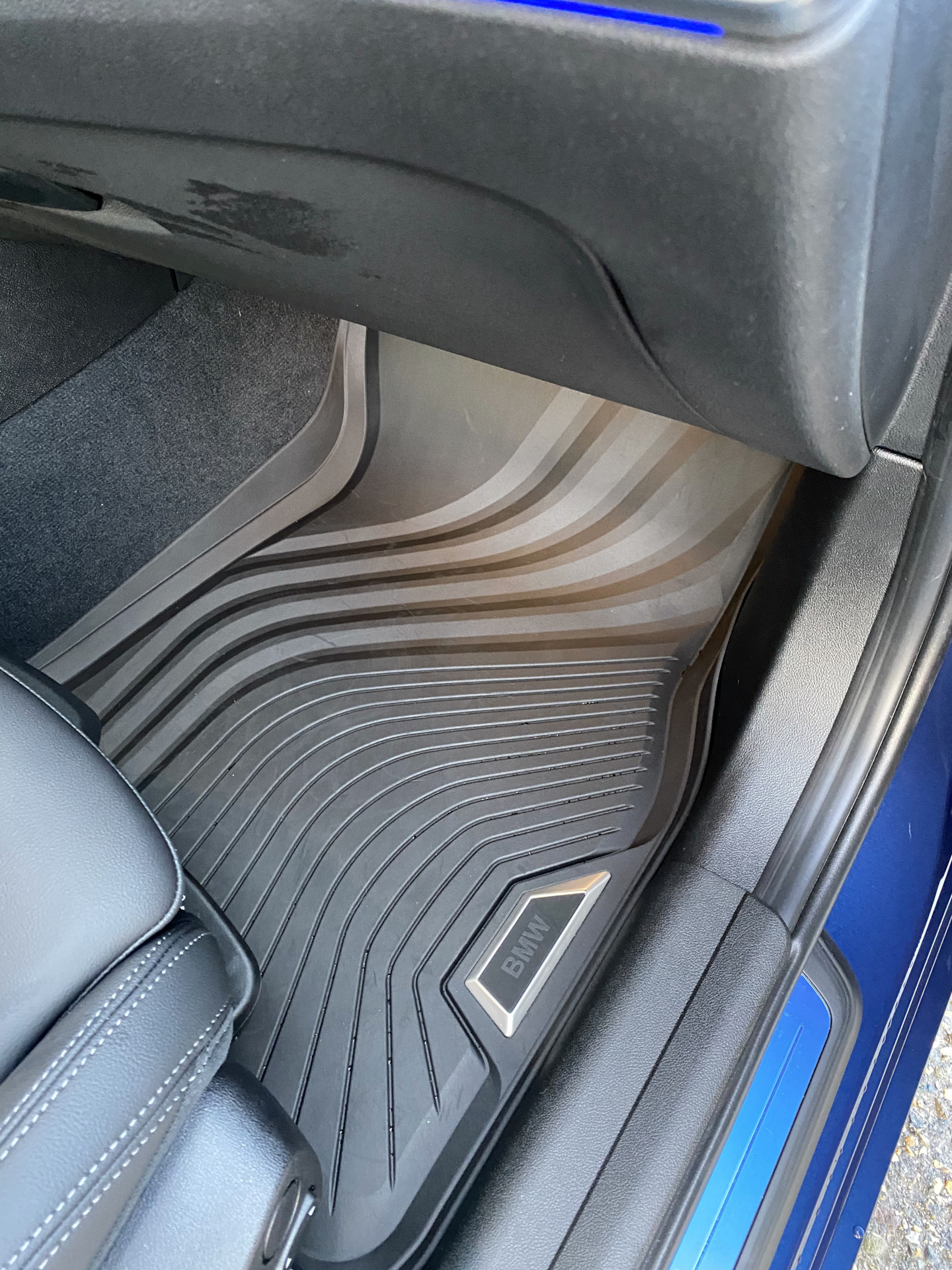 Оригинальные резиновые коврики с высоким бортом — BMW 3 series (G20), 2 ...