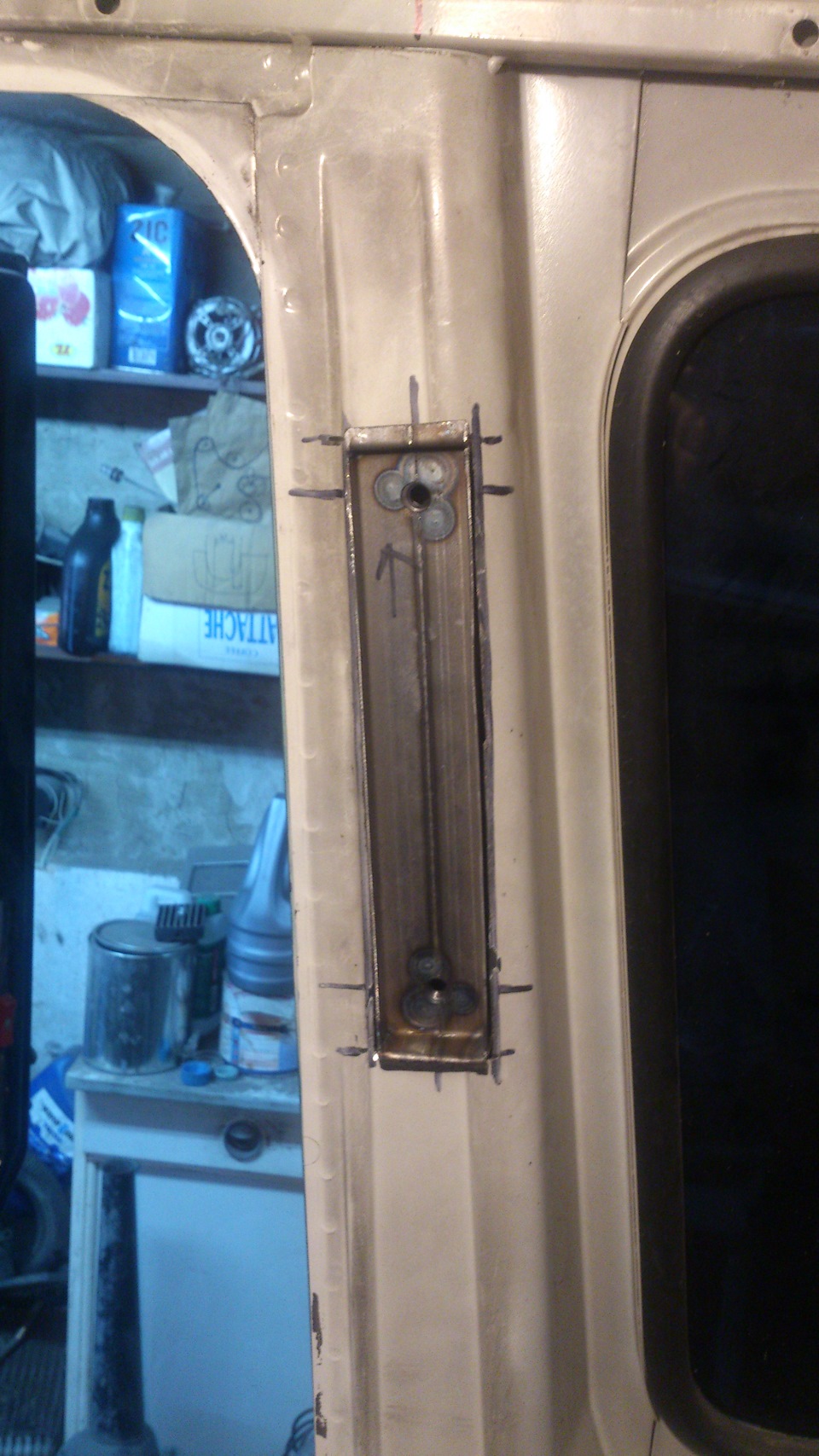 Крепление ремней безопасности — Mercedes-Benz G-Class (W460/W461), 3 л ...