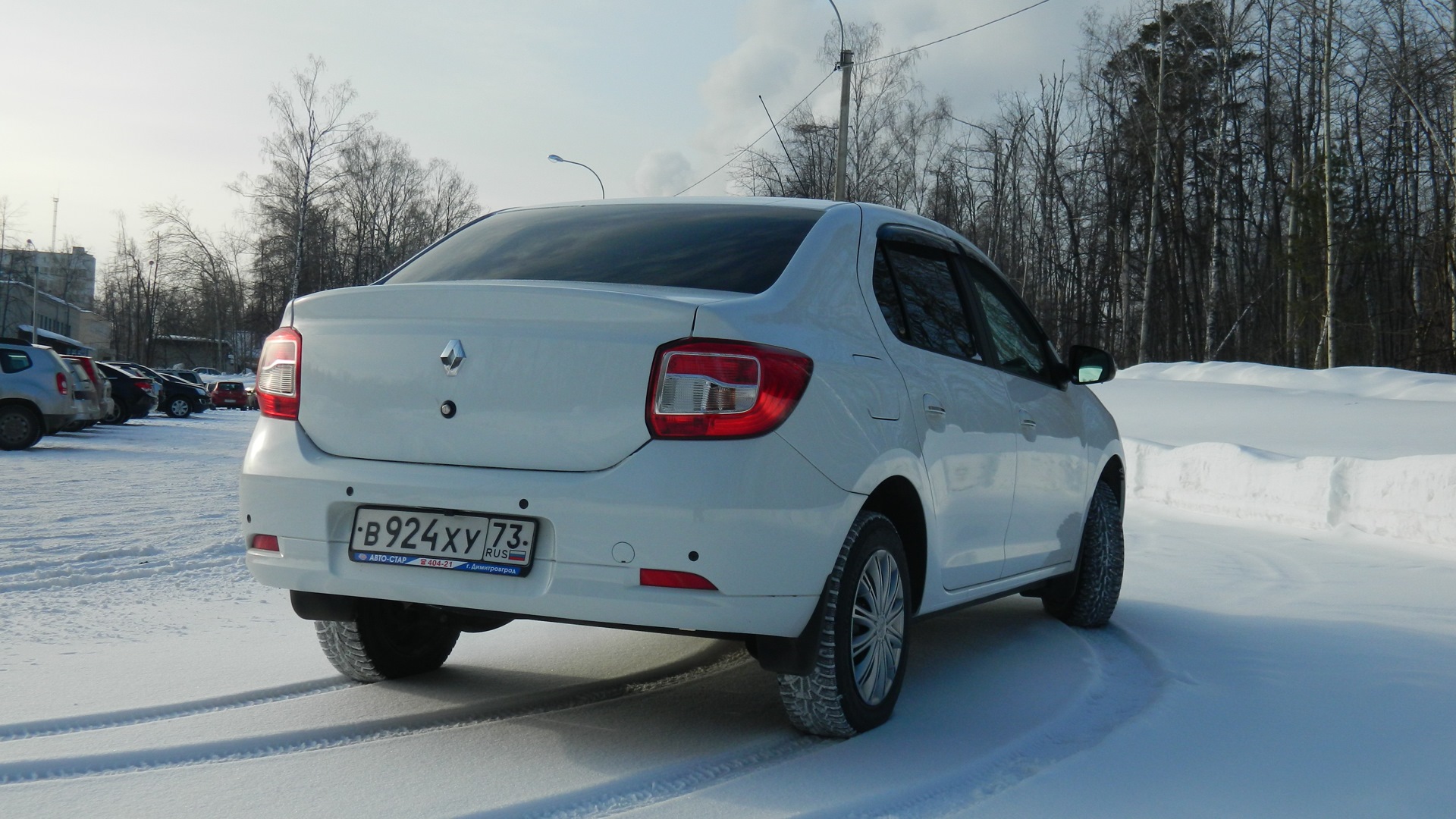 Renault Logan (2G) 1.6 бензиновый 2014 | car-for-martin на DRIVE2