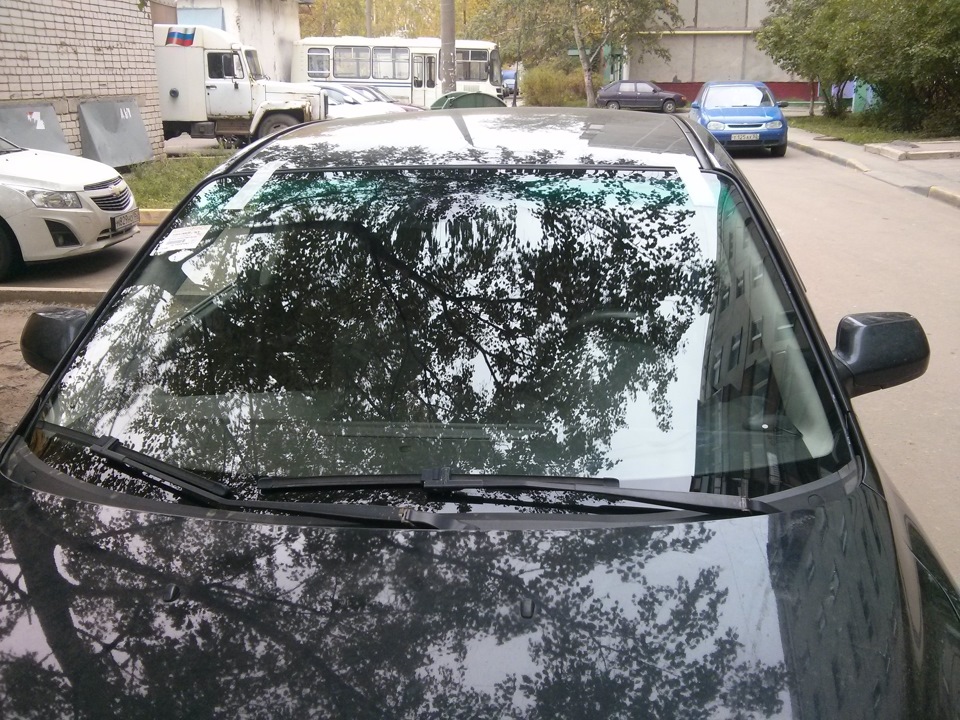 Замена лобового стекла — Mazda 3 (1G) BK, 2 л, 2013 года | другое | DRIVE2