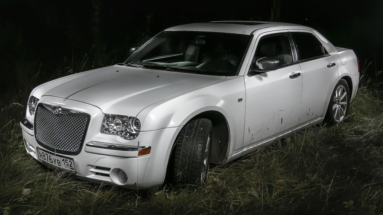 Chrysler 300 (300C) (1G) 3.5 бензиновый 2004 | Бентли по—саратовски на  DRIVE2