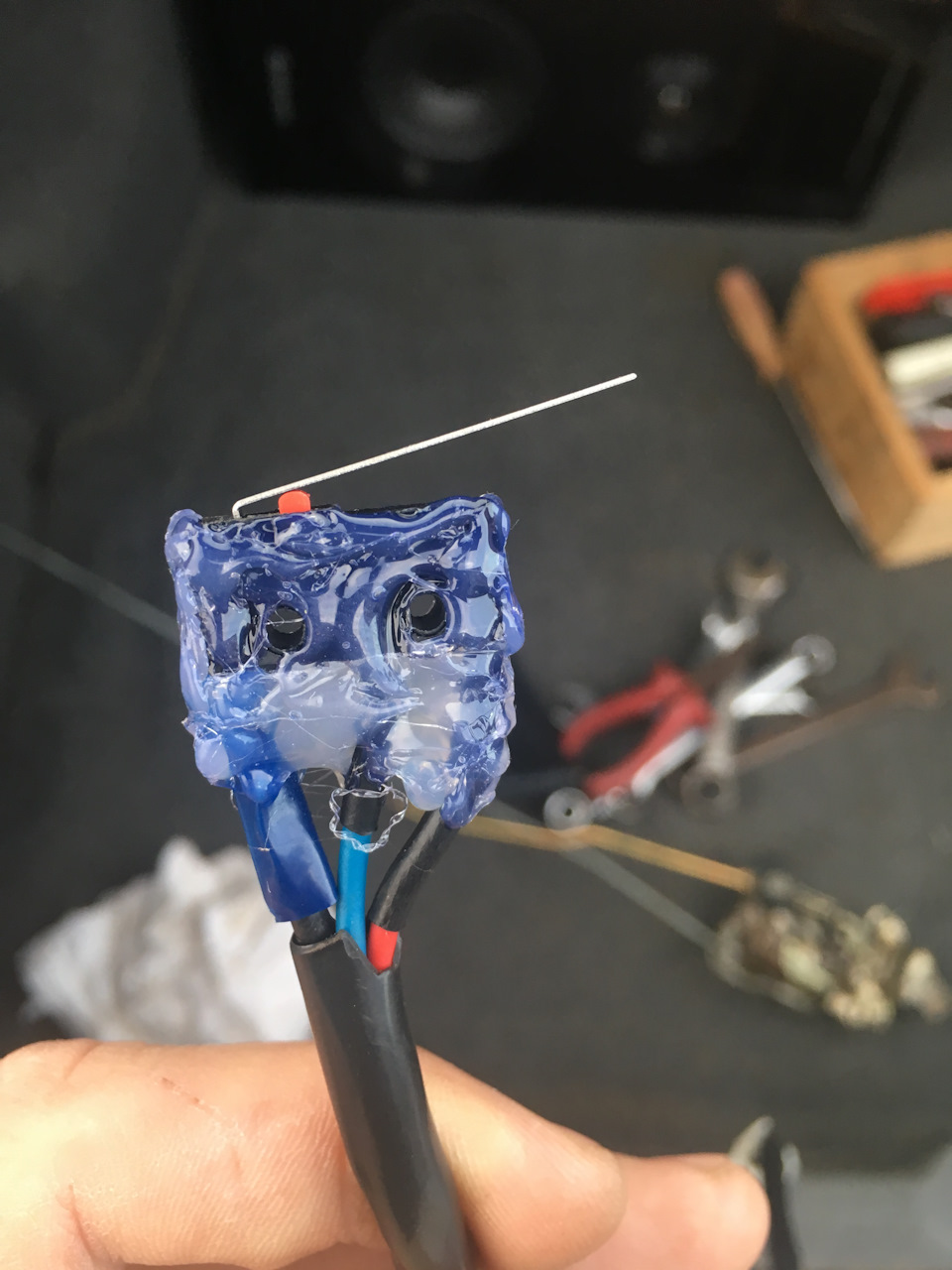 Замена концевика, центрального замка — Mazda 626 III (GD), 1,8 л, 1990 ...