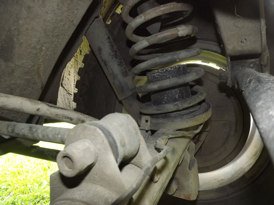 доработка задней подвески под резину 235.75.15 (ПРИ ЛИФТЕ ПРОСТАВКАМИ ...