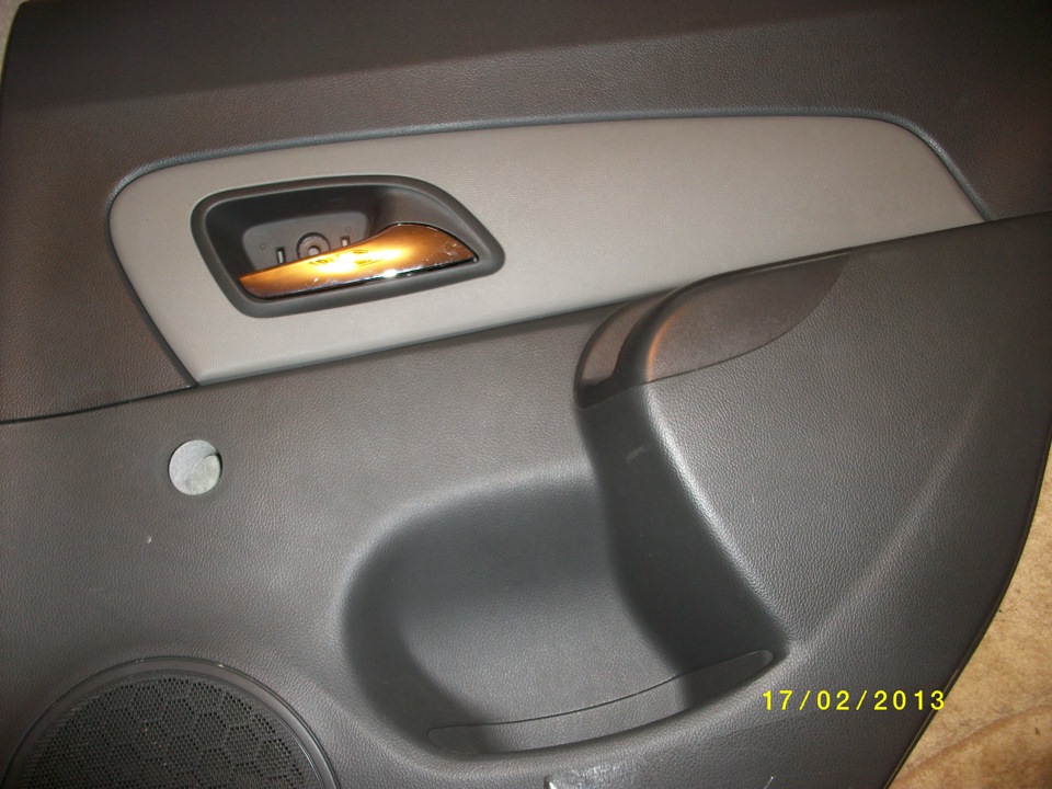 пластиковая вставка двери chevrolet cruze пластиковая вставка двери chevrolet cruze