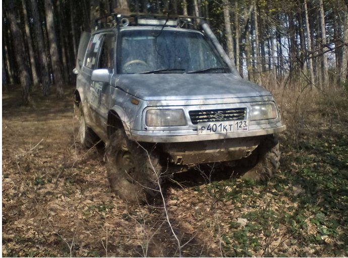 резина митас, испытанния в грязи — Suzuki Escudo (1G), 1,6 л, 1996 года ...