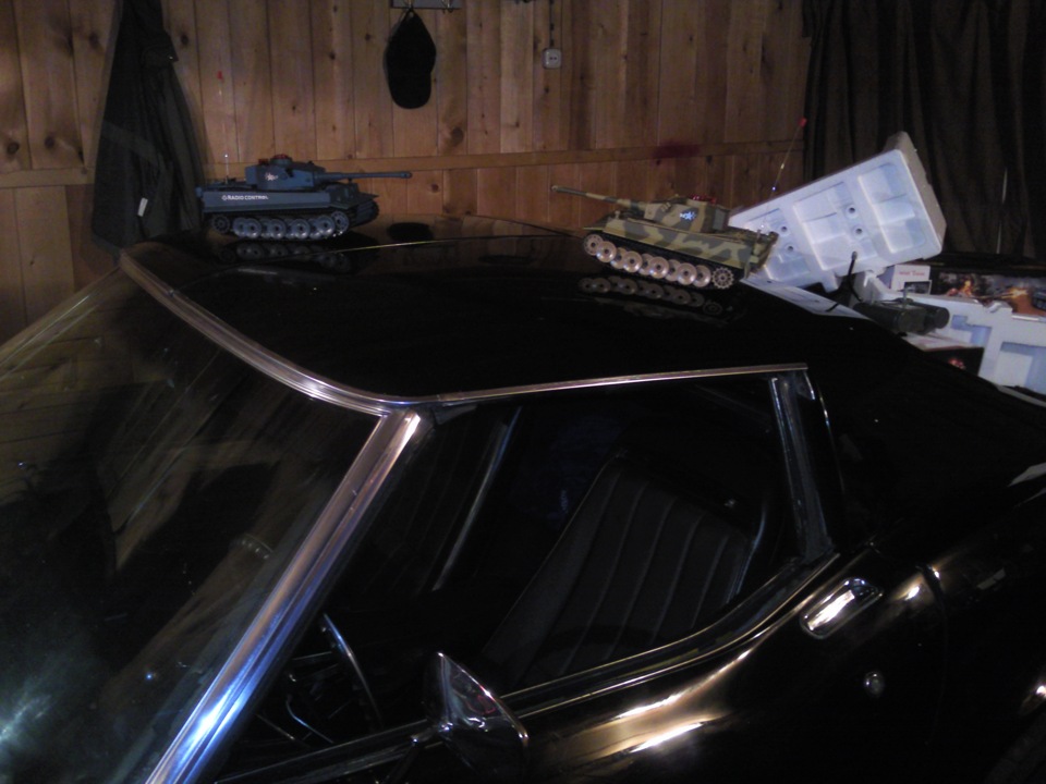 Новое место, новые соседи) — Москвич Юрий Долгорукий, 2 л, 1999 года ...