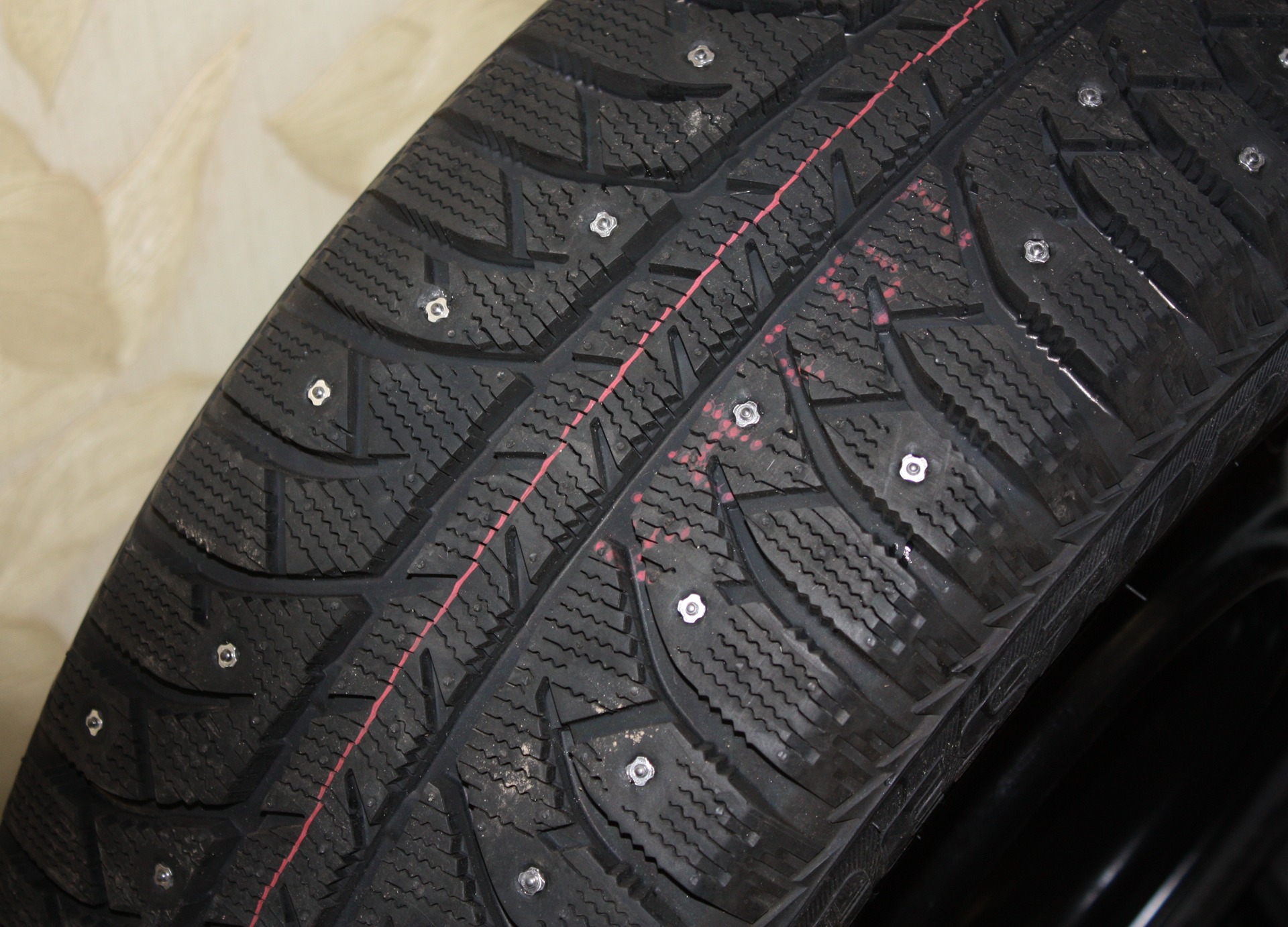 Купить Bridgestone Cruiser 205 55 R16