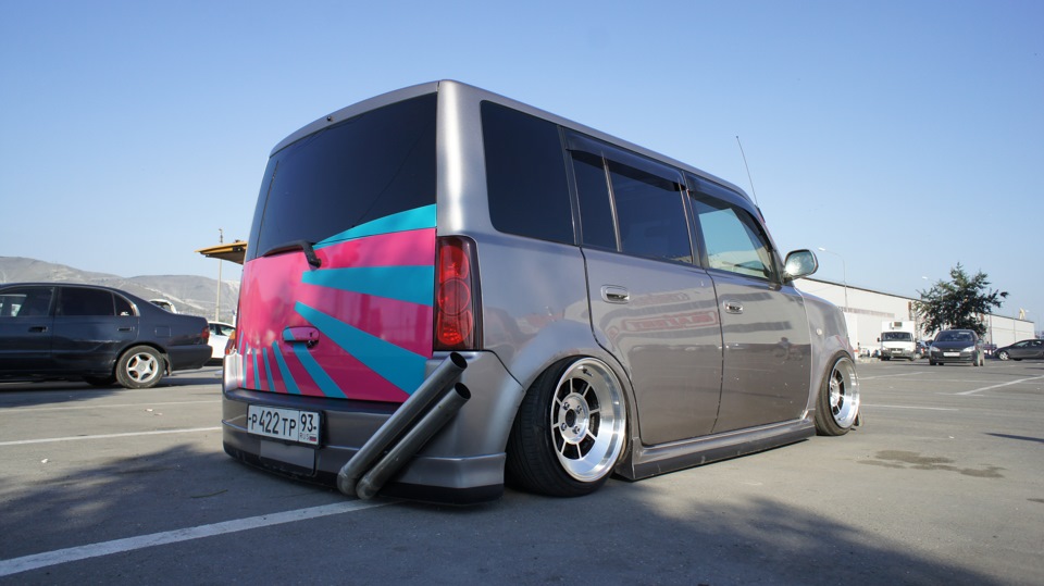 Toyota BB stance