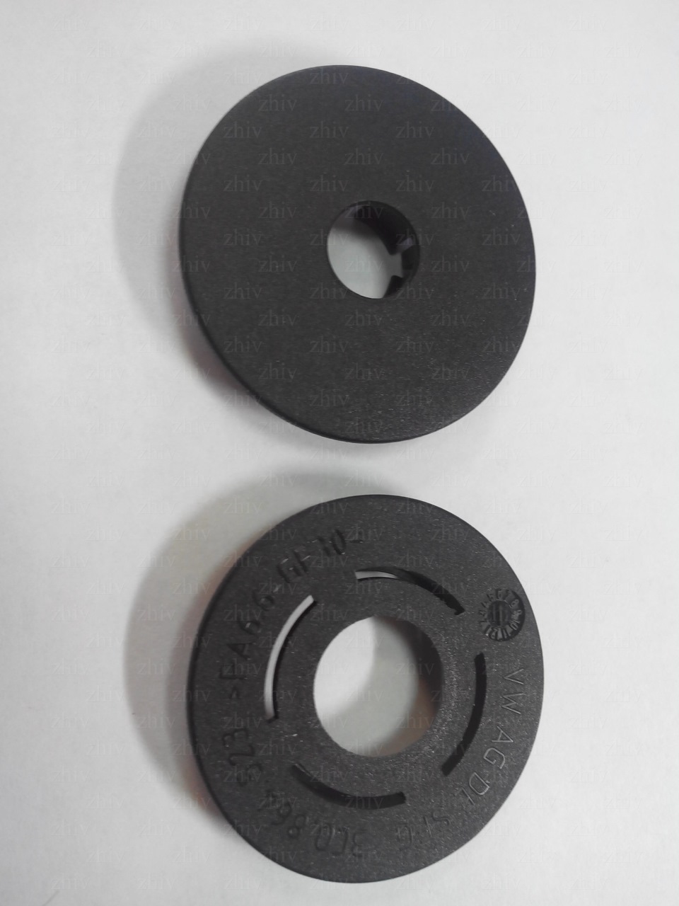 03 июня 2013 года. Забрал в Автодоке клипсу-фиксатор водительского ...