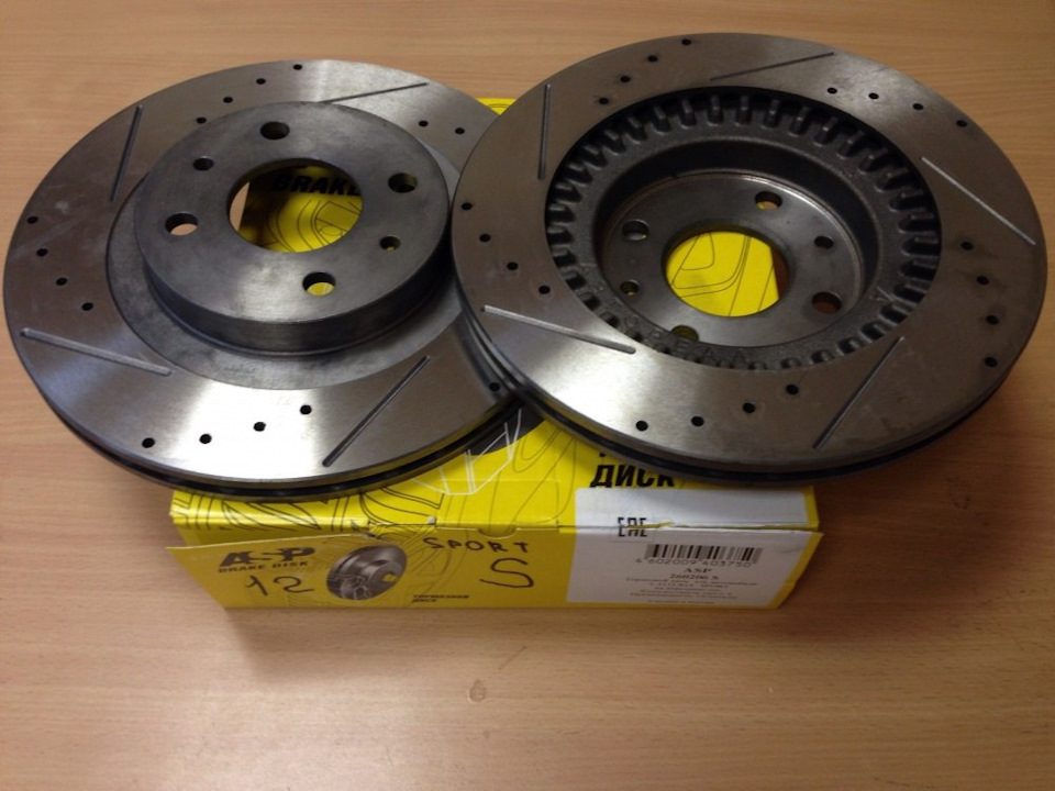 биения руля при торможении — Lada 2114, 1,5 л, 2005 года | своими ...