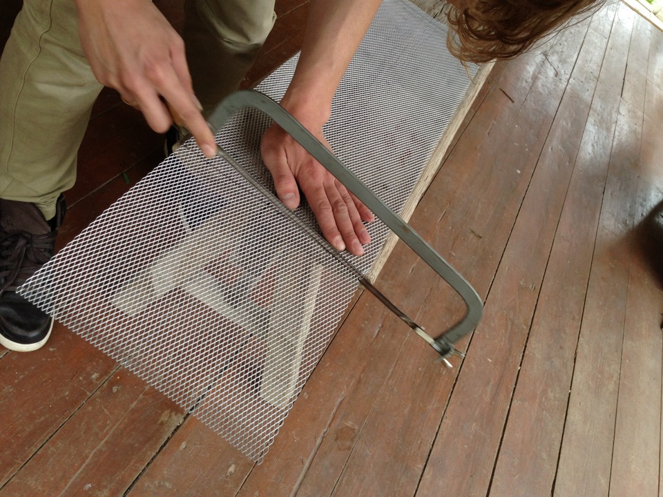 Установка защитной сетки в решетку радиатора на А7 — DRIVE2