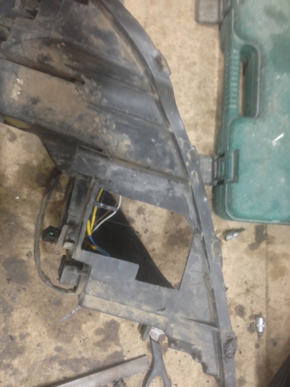 Замена линз Hella 3r на оригинал Hella3 + установка оригинальных блоков ...