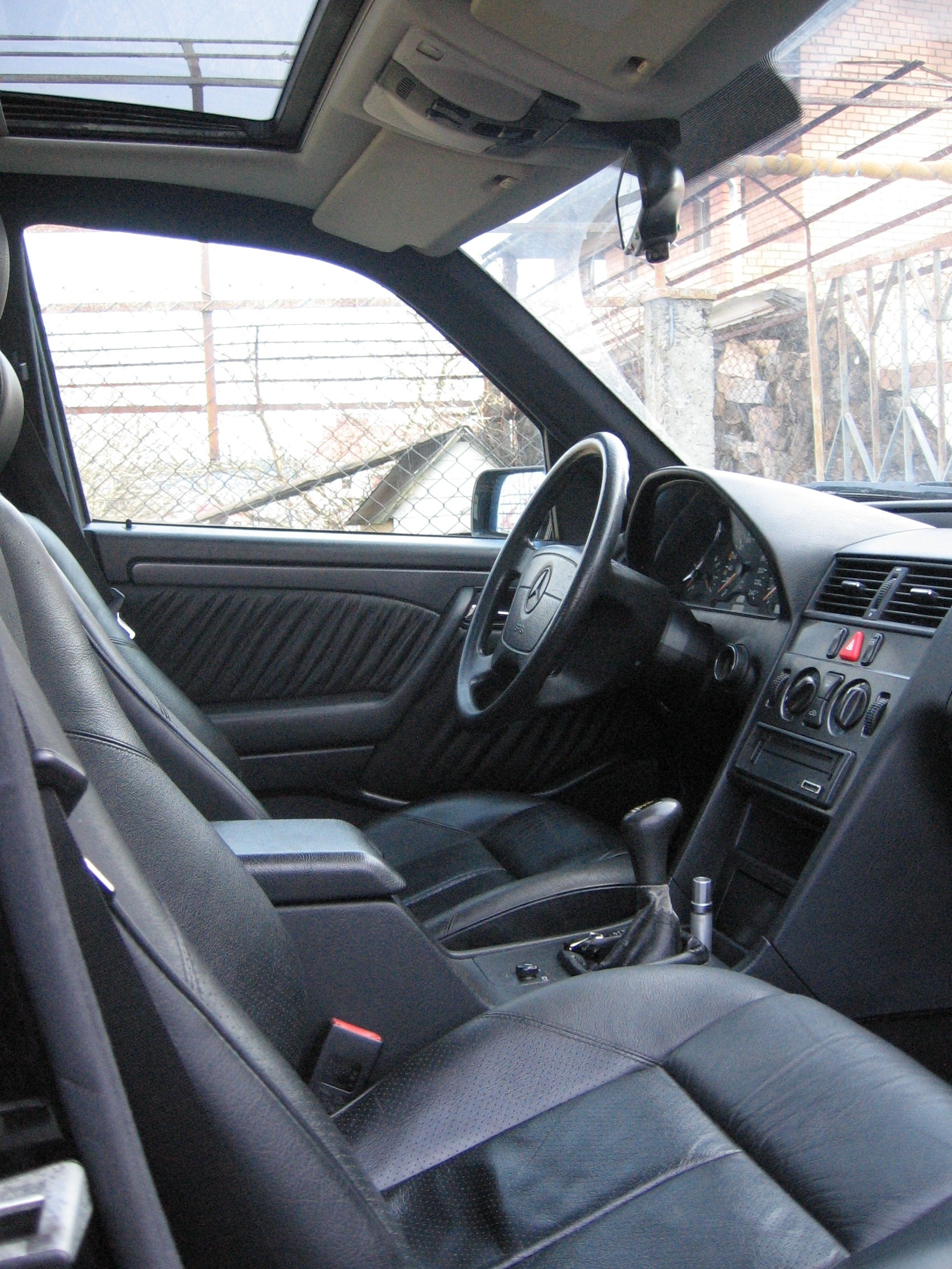 Mercedes Benz w202 Interior