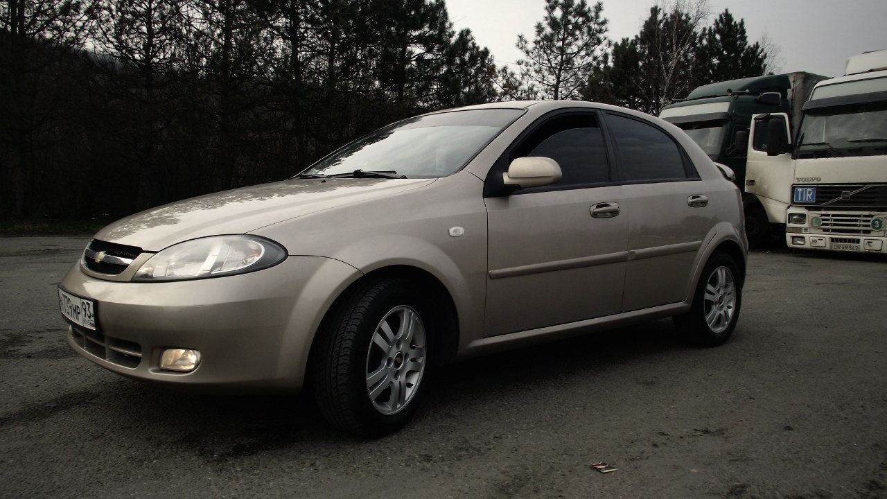 Лачетти универсал 1. Chevrolet nubira седан 1. Chevrolet lacetti хэтчбек. Chevrolet lacetti 1. Lacetti белый.