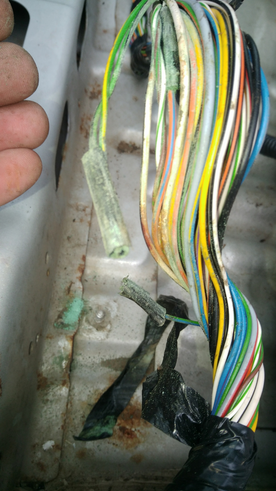 Скрытые дефекты. Болячки форд фокус 1 — Ford Focus I Hatchback, 1,6 л ...