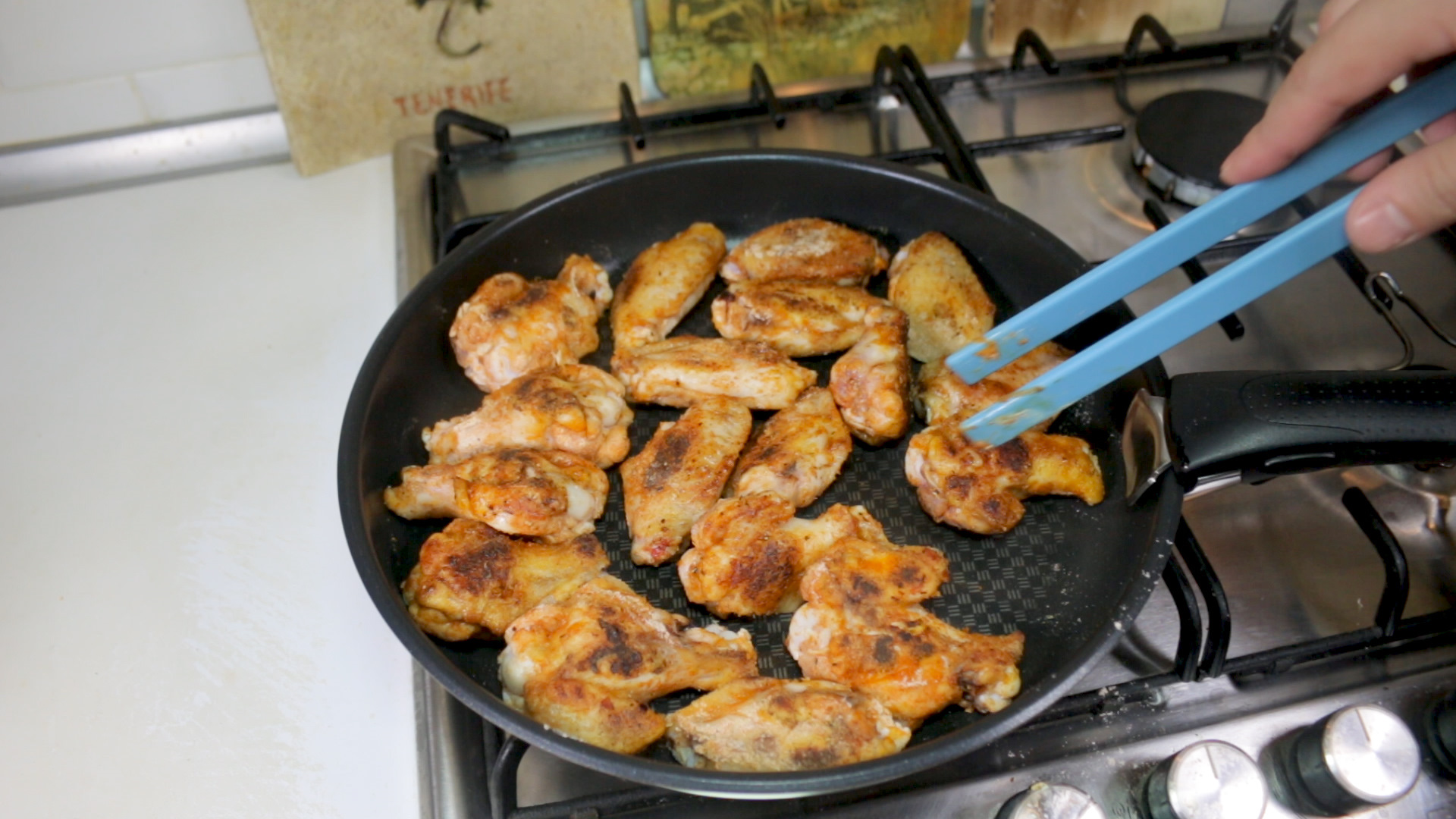 Крылышки барбекю на сковороде рецепт с фото пошагово в домашних условиях