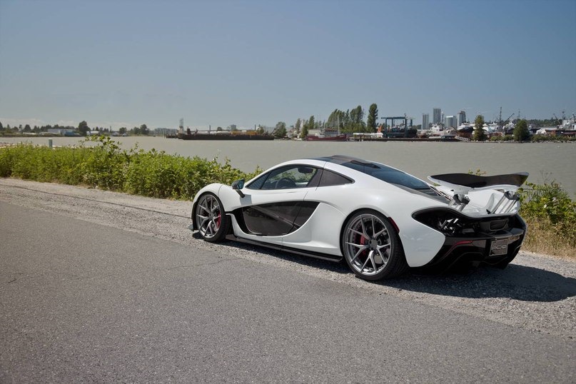 MCLAREN p1 Р±РµР»С‹Р№