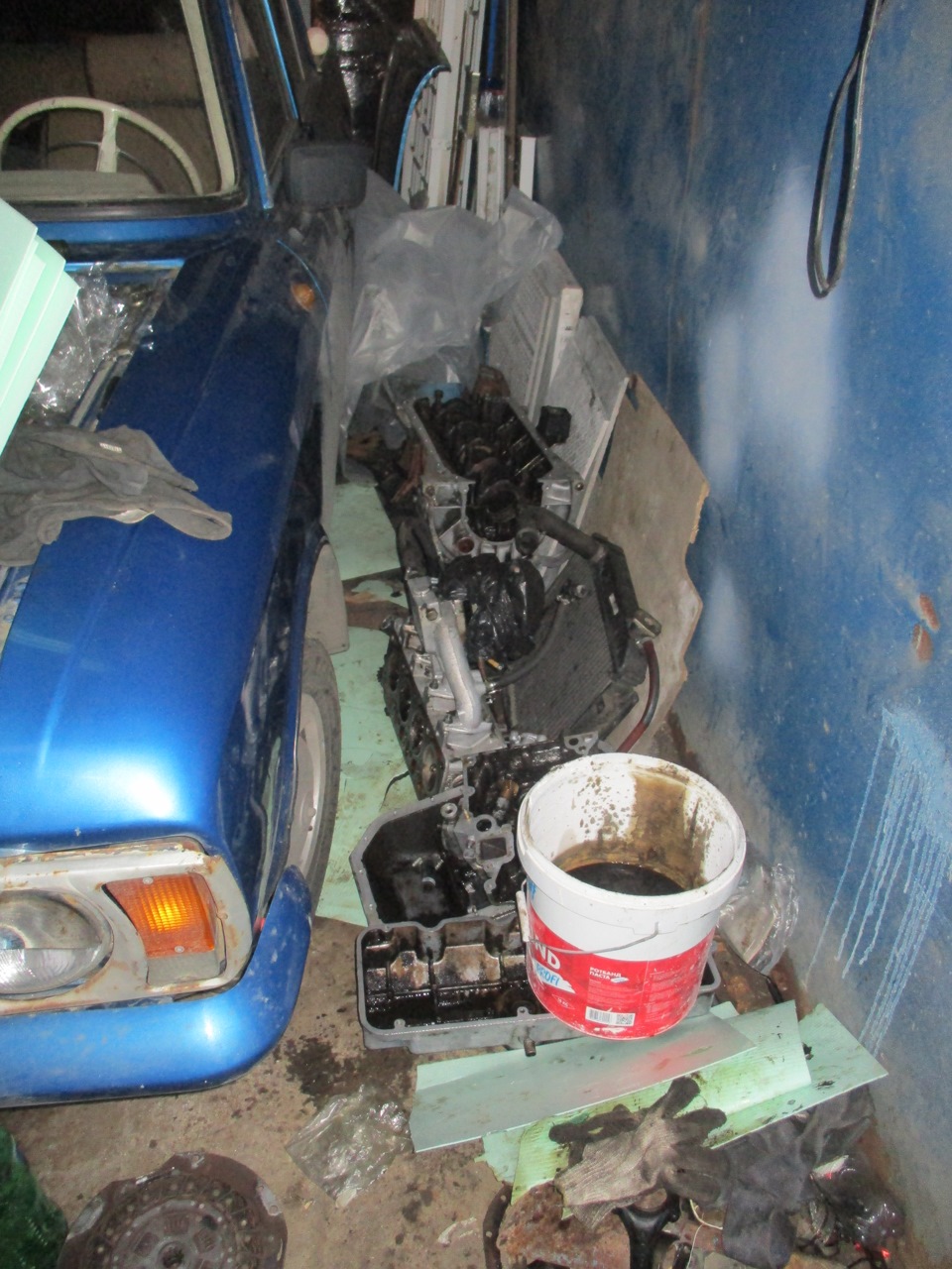 Стуканул движок)))) — ИЖ Москвич 412, 1,5 л., 1996 года | поломка | DRIVE2