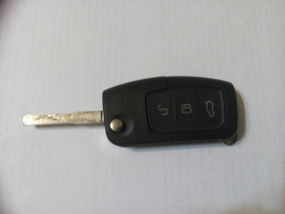 Замена корпуса выкидного ключа — Ford Focus II Hatchback, 1,6 л., 2009 ...