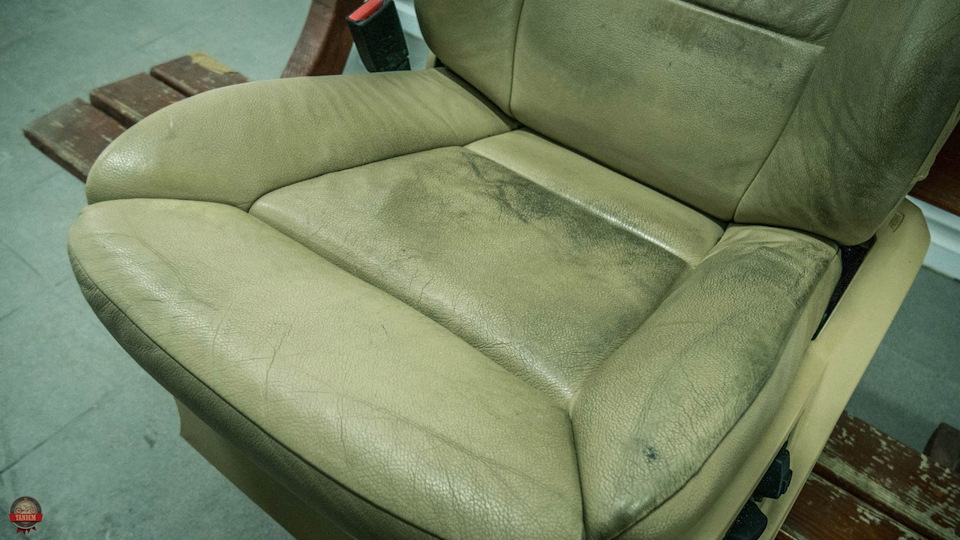 Локальная покраска кожаных сидений. — Тандем на DRIVE2