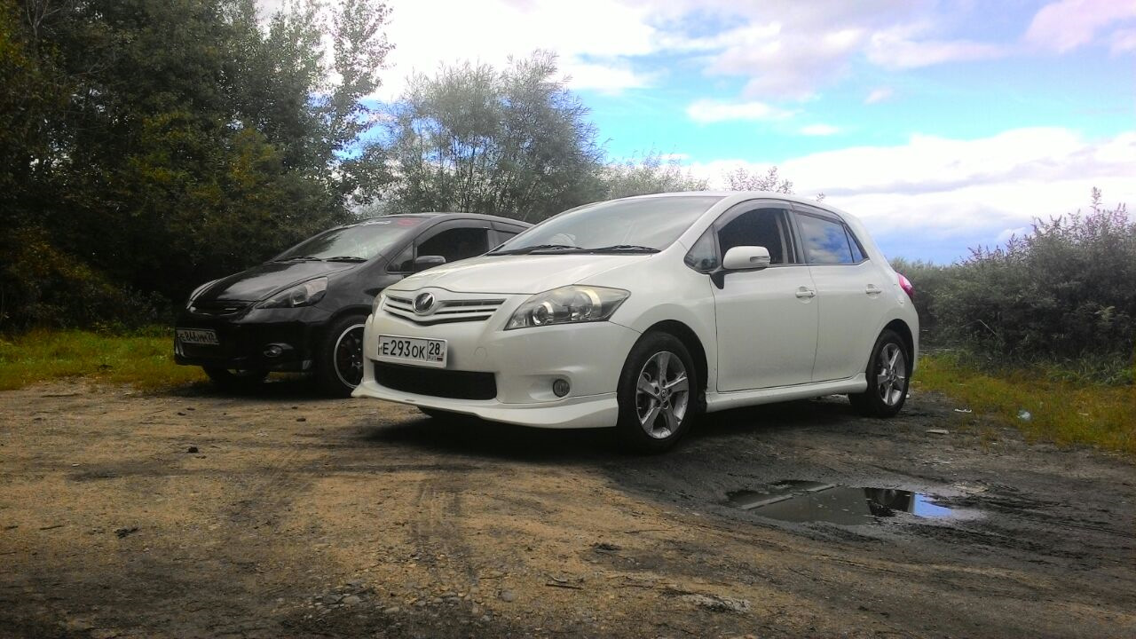 Toyota Auris (1G) 1.5 бензиновый 2010 | 150X S PACKAGE на DRIVE2