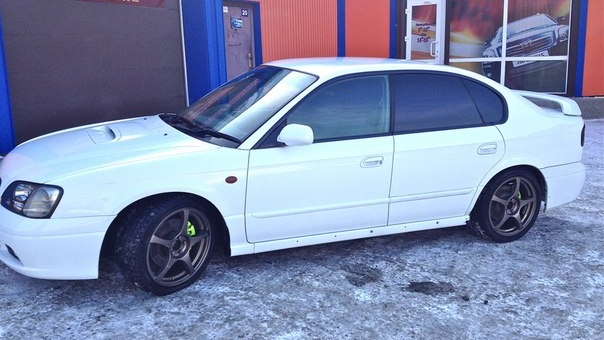 Subaru B4