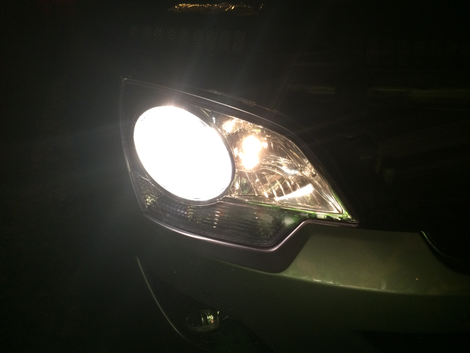 Оранжевые светодиоды в габариты — Opel Antara, 2,4 л, 2014 года ...