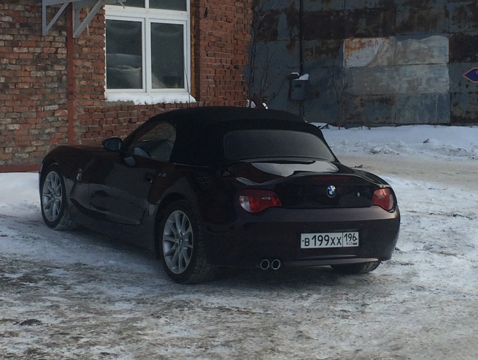 BMW z4 с крышей