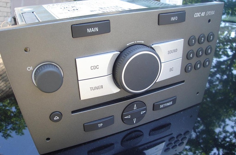 Штатная магнитола cd. Магнитола CD 30 Опель. Магнитола cdc40 Opera. CD 40 USB Opel.