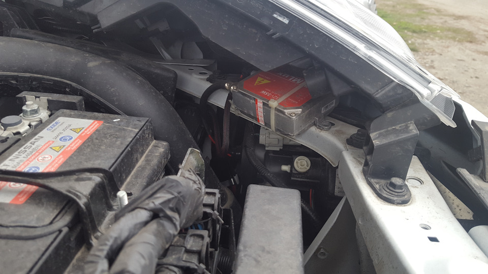 Ксенон в штатные линзы — Nissan Juke (1G), 1,6 л, 2016 года ...