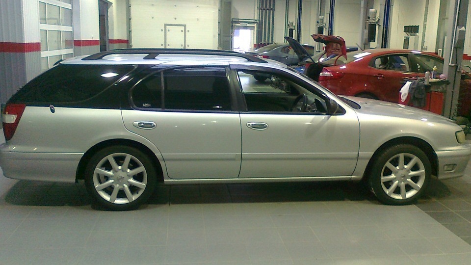 Nissan Cefiro Wagon 2000