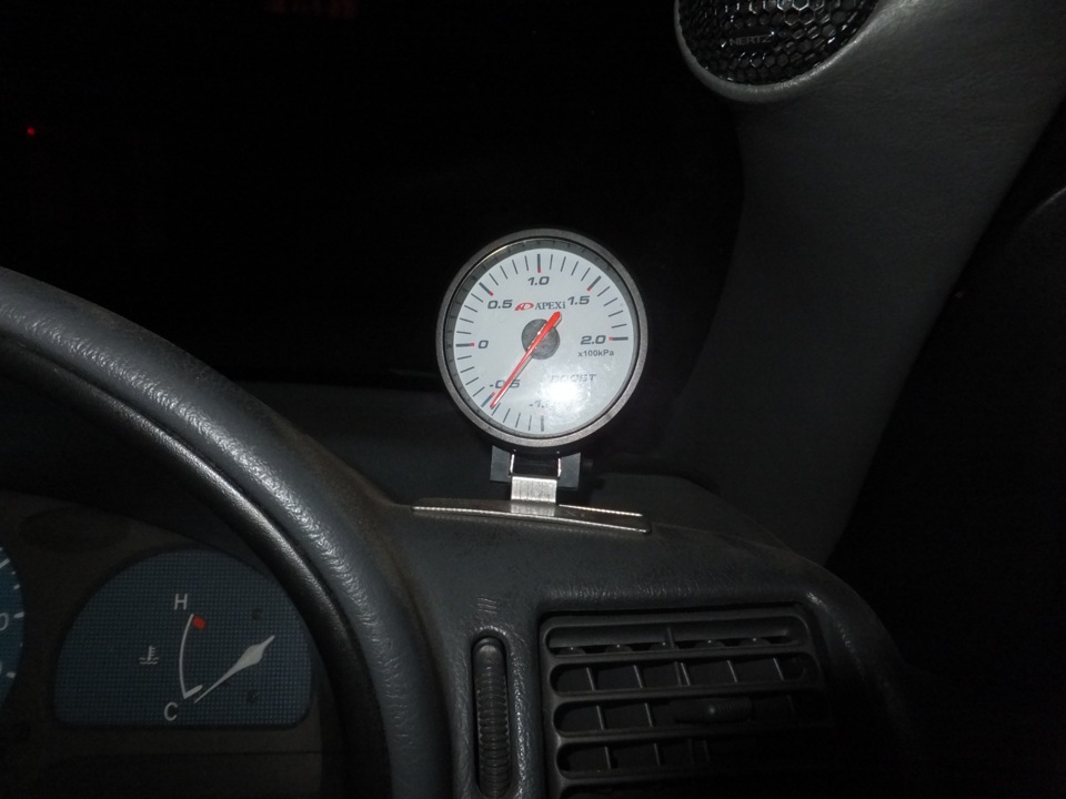 Подключаем датчик буста. 5. Подключаем датчик буста. Сенсор буста defi. Подключаем датчик буста.